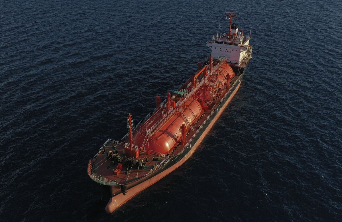 Morgan Stanley: Sự cố LNG tại Qatar xóa bỏ dư thừa nguồn cung năm 2026