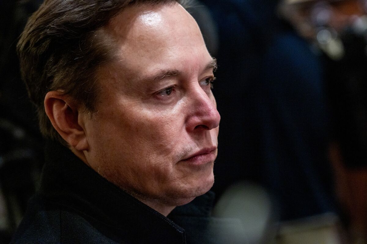 Gói thù lao 1 nghìn tỷ USD của Musk bị nhà đầu tư Tesla Calpers phản đối