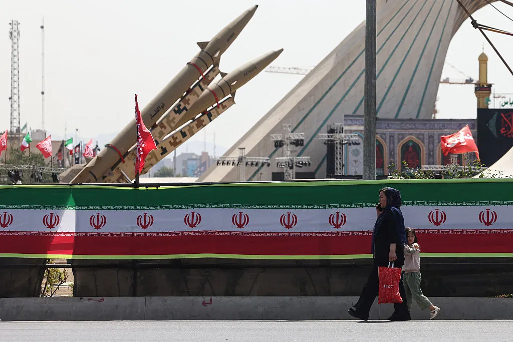 Căng thẳng Trung Đông hạ nhiệt khi Mỹ và Iran tạm dừng giao tranh