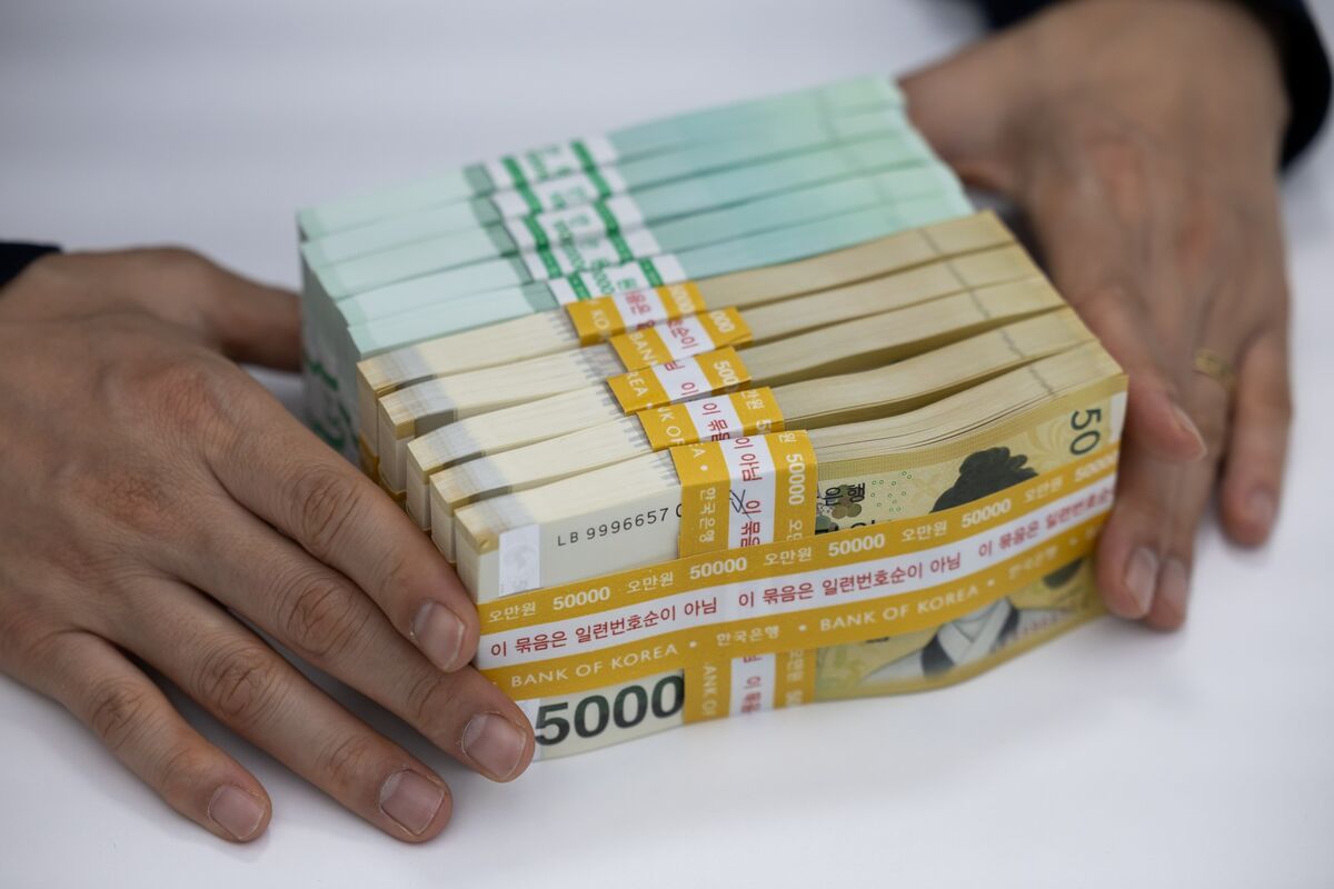 Hàn Quốc: Sẽ sớm can thiệp nếu đồng won tiếp tục suy yếu