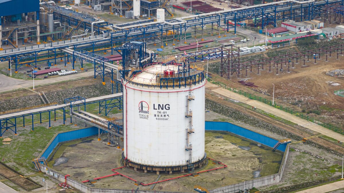 Giá LNG nội địa Trung Quốc giảm xuống mức thấp nhất trong 5 năm do nhu cầu yếu