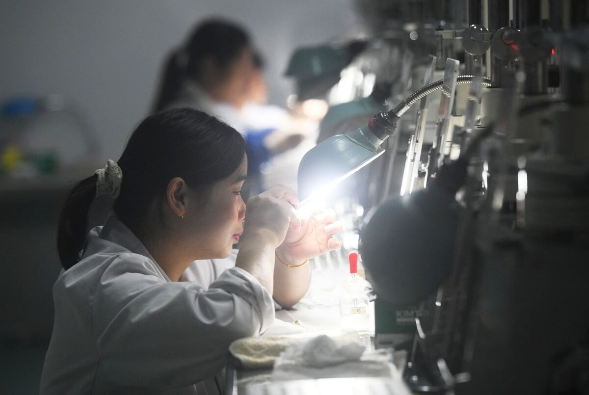 Các công ty Trung Quốc cảnh báo hạn chế mua sắm của EU có thể gây tổn hại quan hệ thương mại
