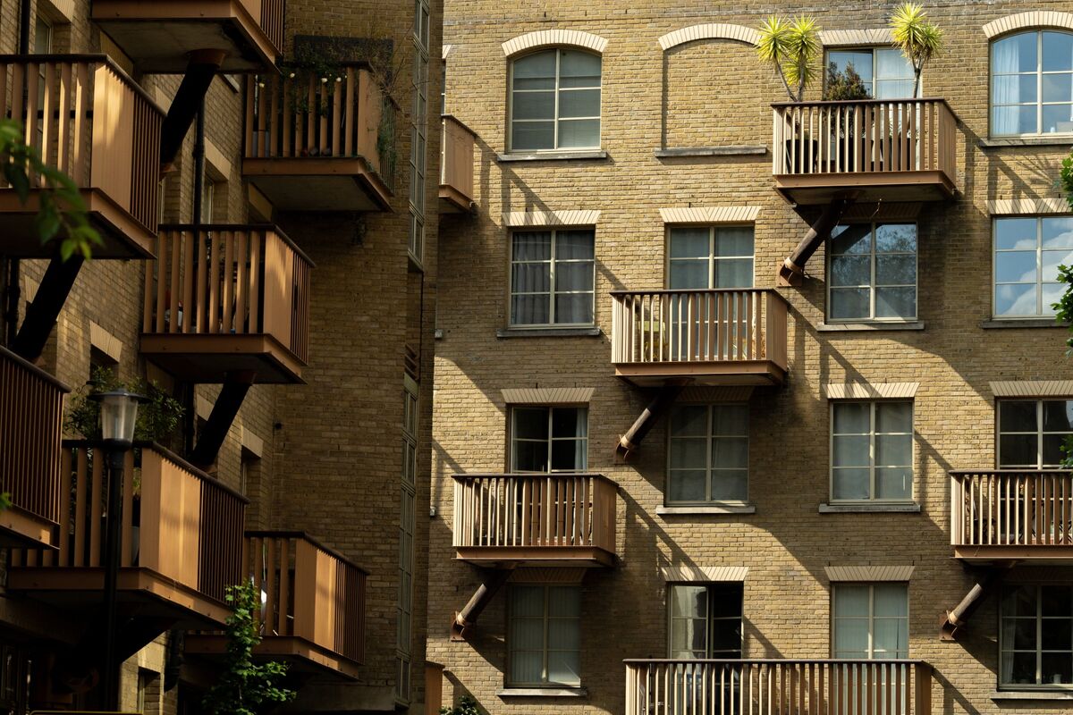 Giá thuê quá cao, nhiều người trẻ ở London đành bỏ ý định thuê phòng