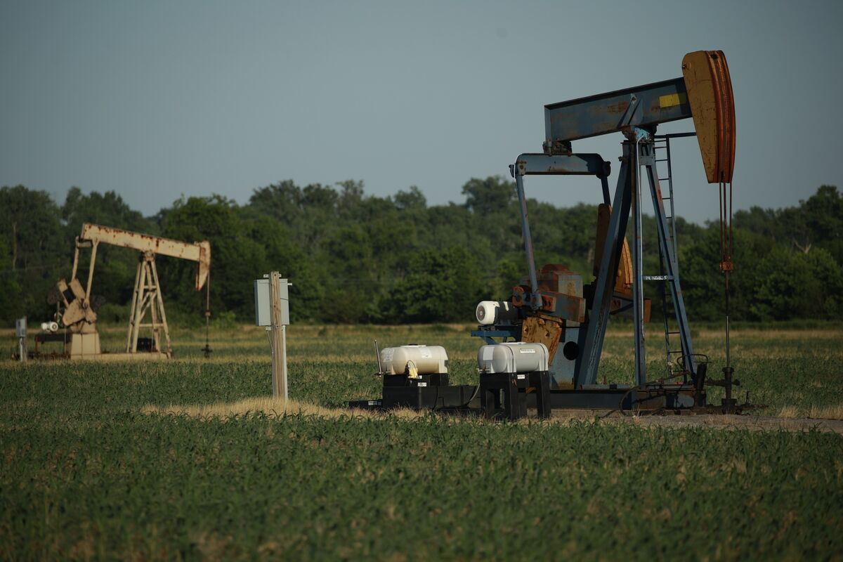 Giá dầu ổn định khi căng thẳng liên quan đến Iran hạ nhiệt