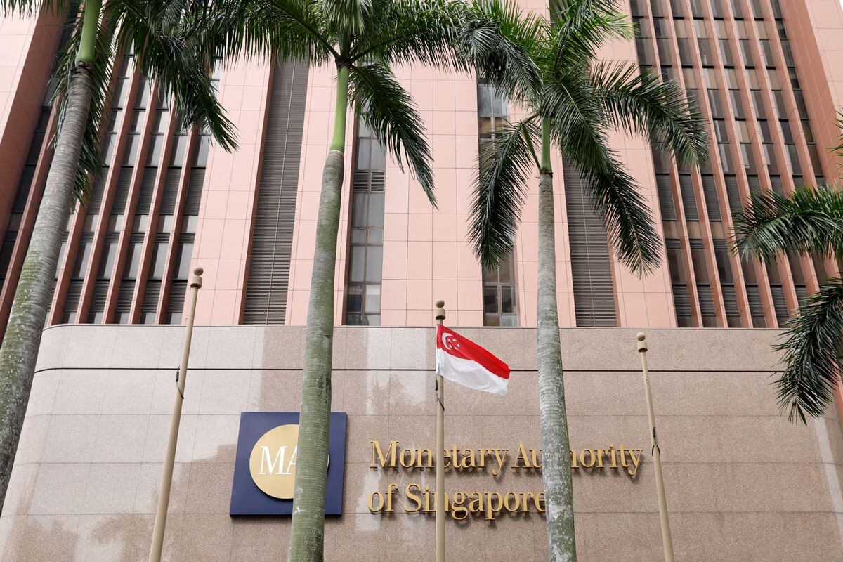 Ngân hàng trung ương Singapore cảnh báo về định giá cổ phiếu công nghệ