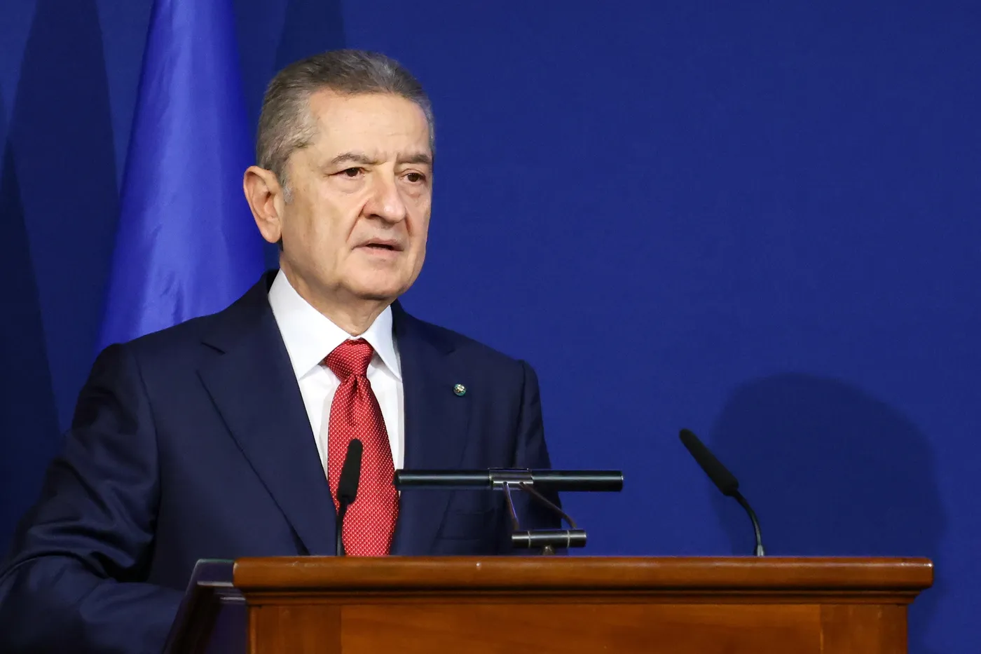 ECB phát tín hiệu nâng lãi suất khi lạm phát Eurozone tăng mạnh