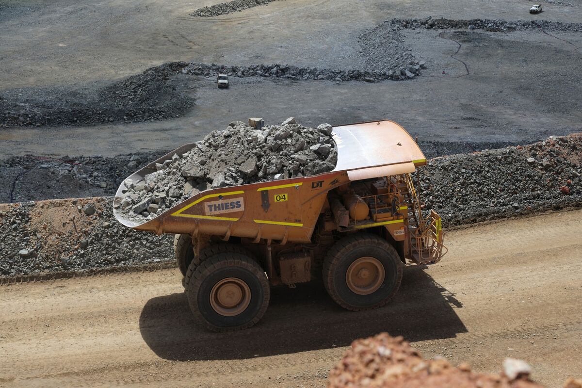 Công ty khai thác Úc PLS đảm bảo giá sàn trong thỏa thuận cung cấp Lithium