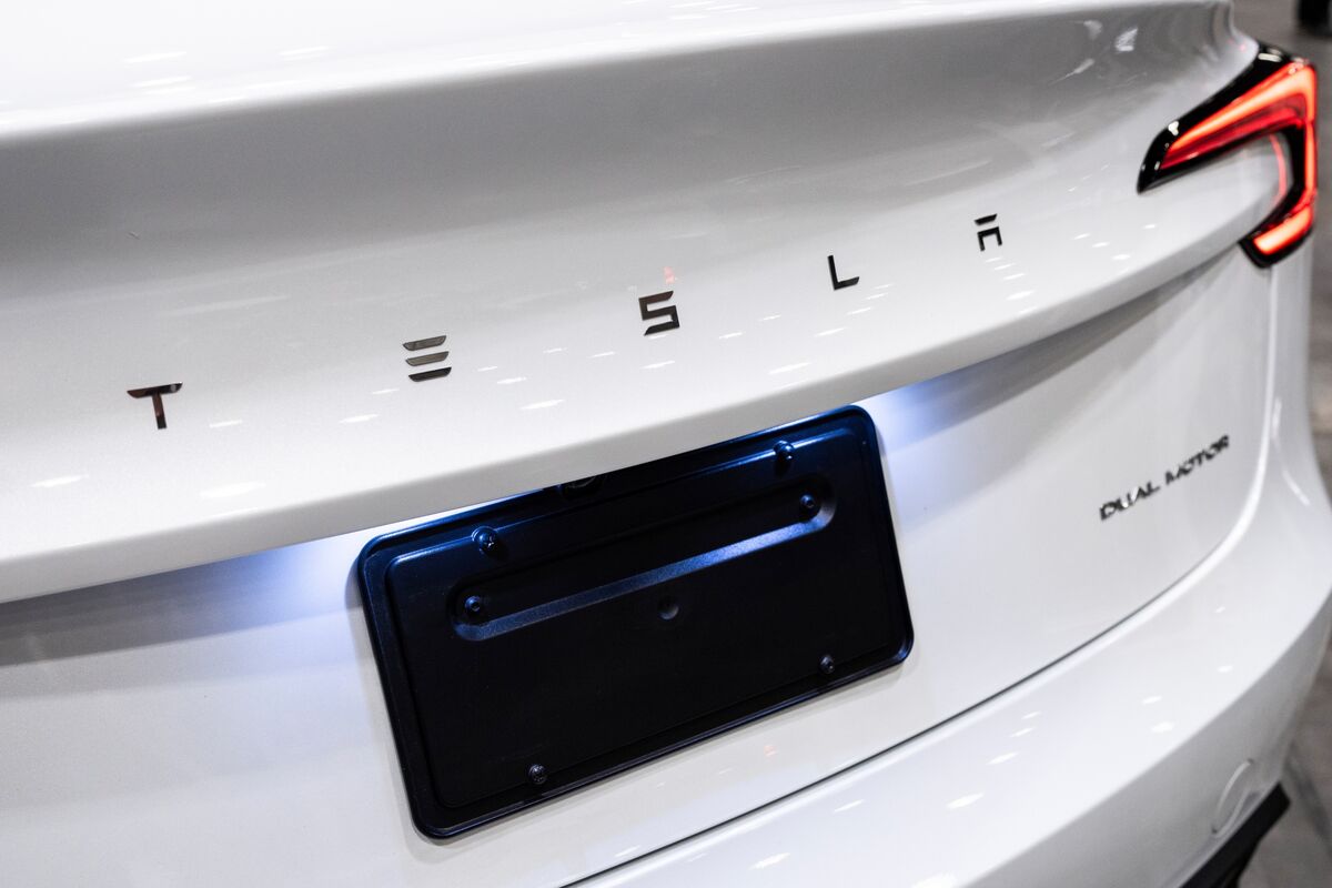 Tesla, Volvo sẽ là những công ty hưởng lợi đầu tiên trong thỏa thuận xe điện Trung Quốc-Canada
