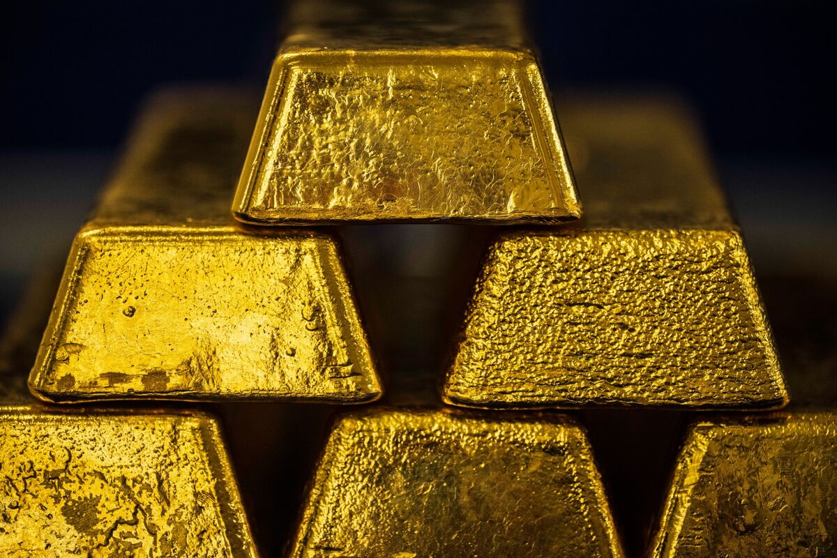 Cổ phiếu Merdeka Gold tăng vọt 25% trong ngày ra mắt giao dịch tại Indonesia
