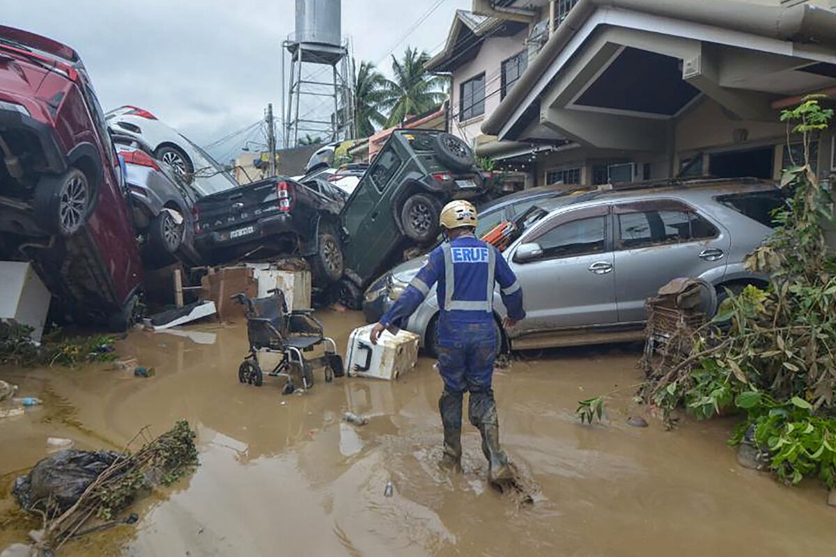 Bão Kalmaegi khiến 59 người thiệt mạng ở Philippines, đe doạ tiến vào Việt Nam