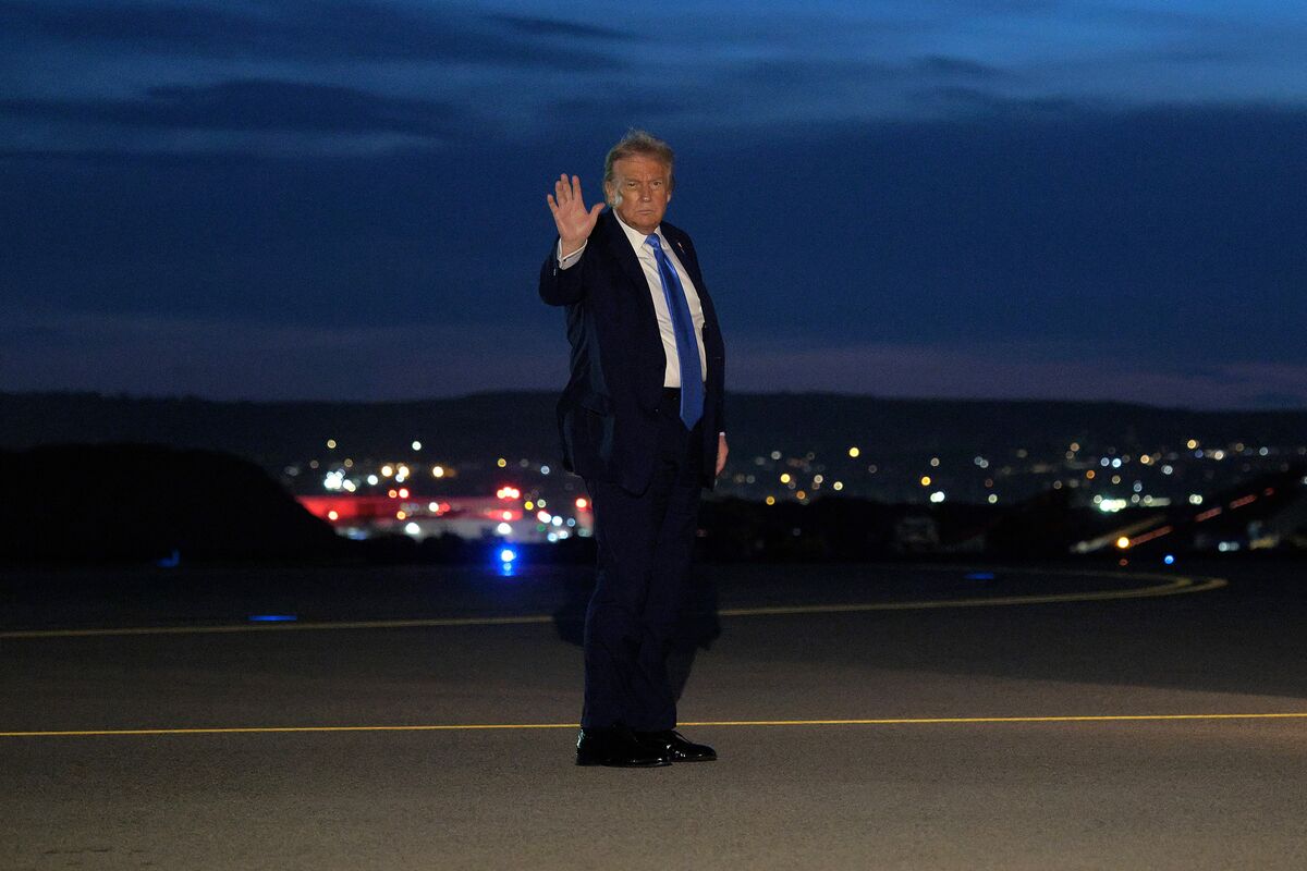 Trump: Việc rời cuộc họp G7 sớm không liên quan đến vấn đề Trung Đông