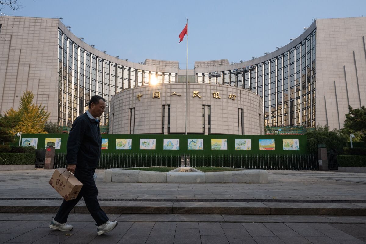 PBoC nới lỏng áp lực thanh khoản bằng cách bổ sung tiền mặt vào thị trường