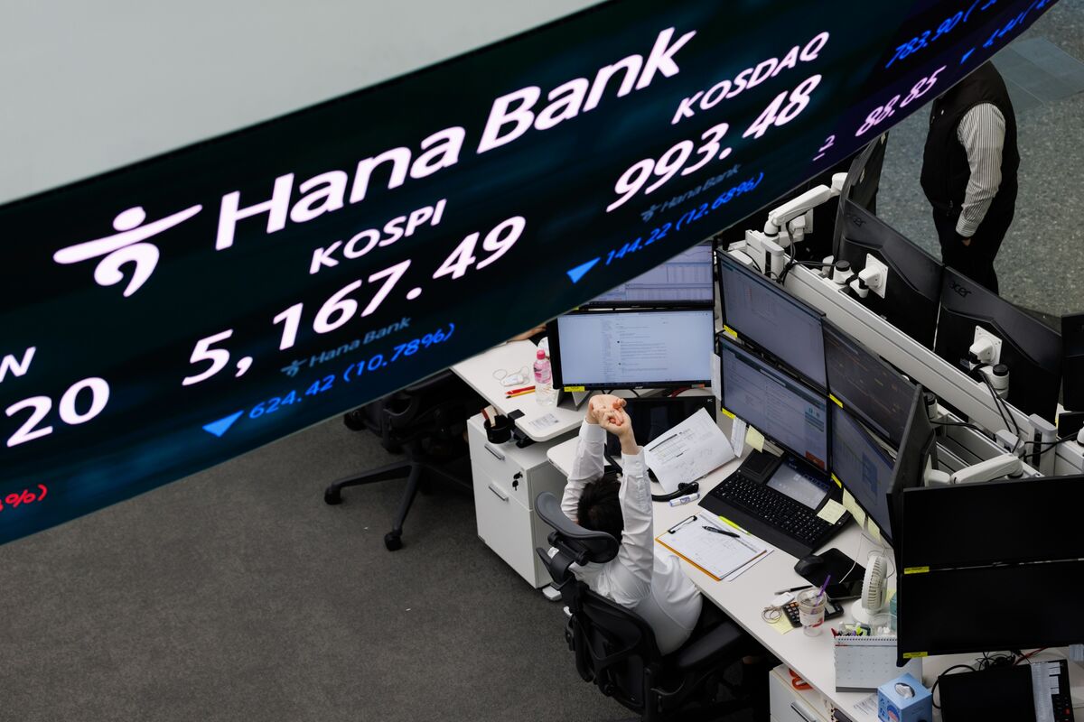 Căng thẳng Iran khiến các nhà đầu tư săn lùng cơ hội mua vào cổ phiếu chip châu Á