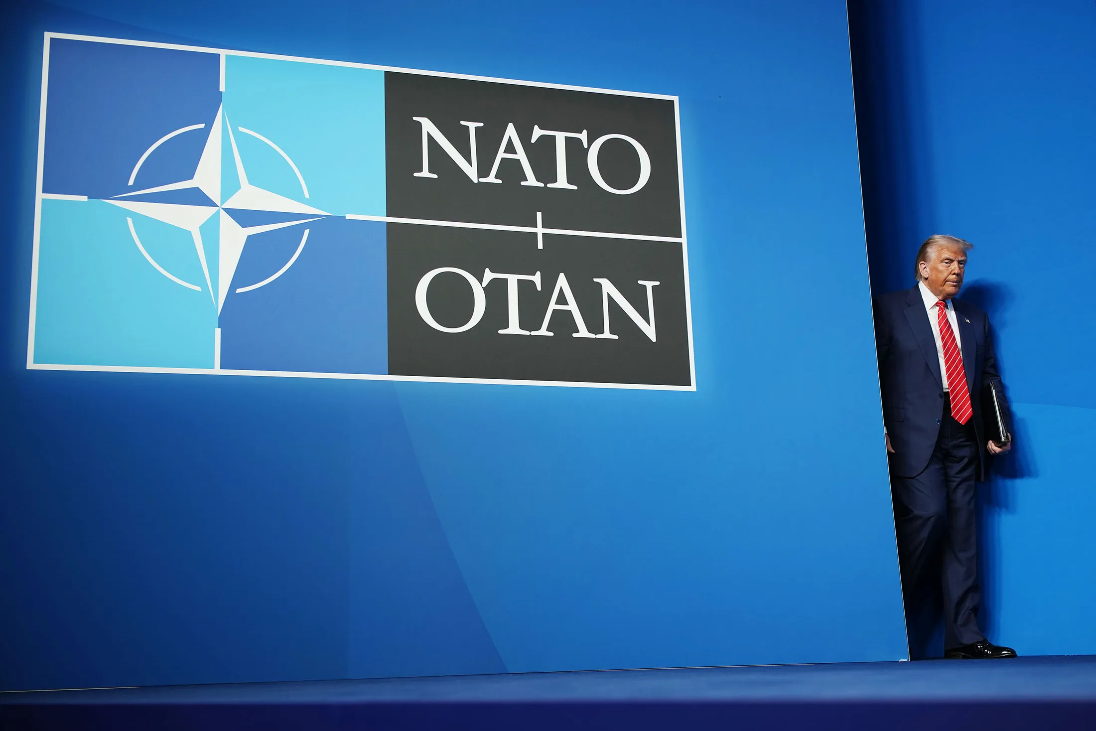 Đức bác bỏ yêu cầu của ông Trump về việc NATO phải tuyệt đối trung thành với Washington