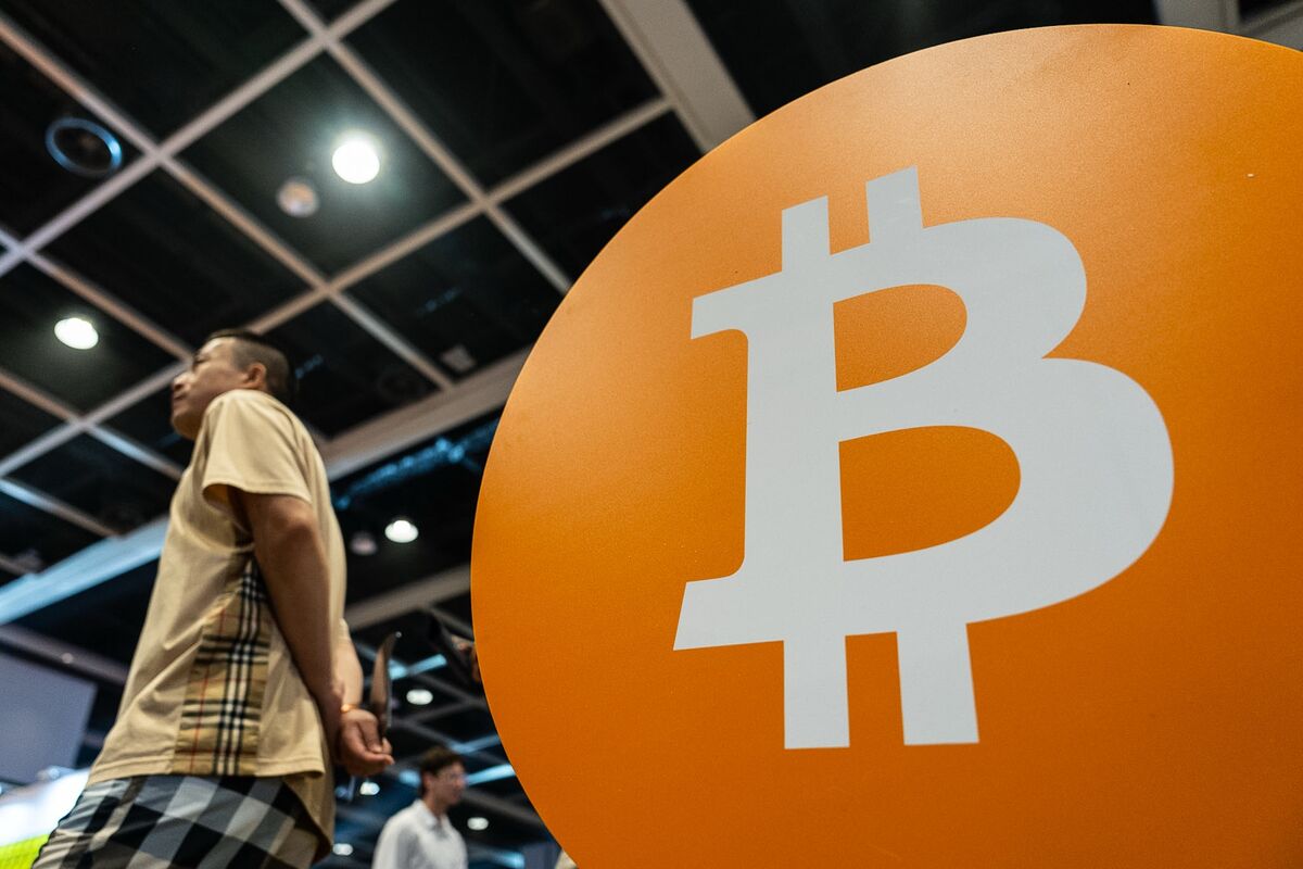 Sự sụt giảm của Bitcoin kích hoạt làn sóng rút vốn kỷ lục từ IBIT của BlackRock