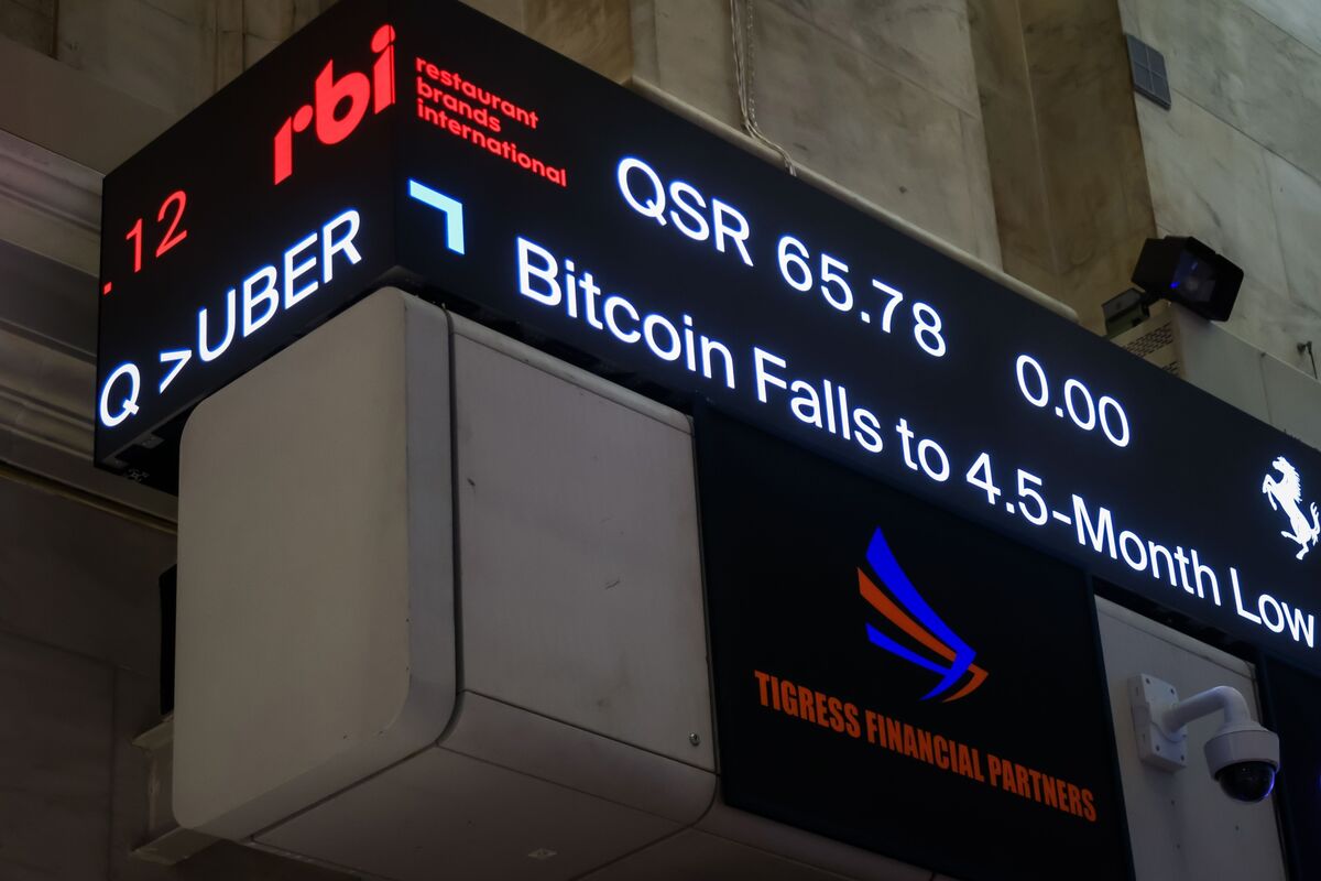 Bitcoin đối mặt với nguy cơ kết thúc năm 2025 trong sắc đỏ