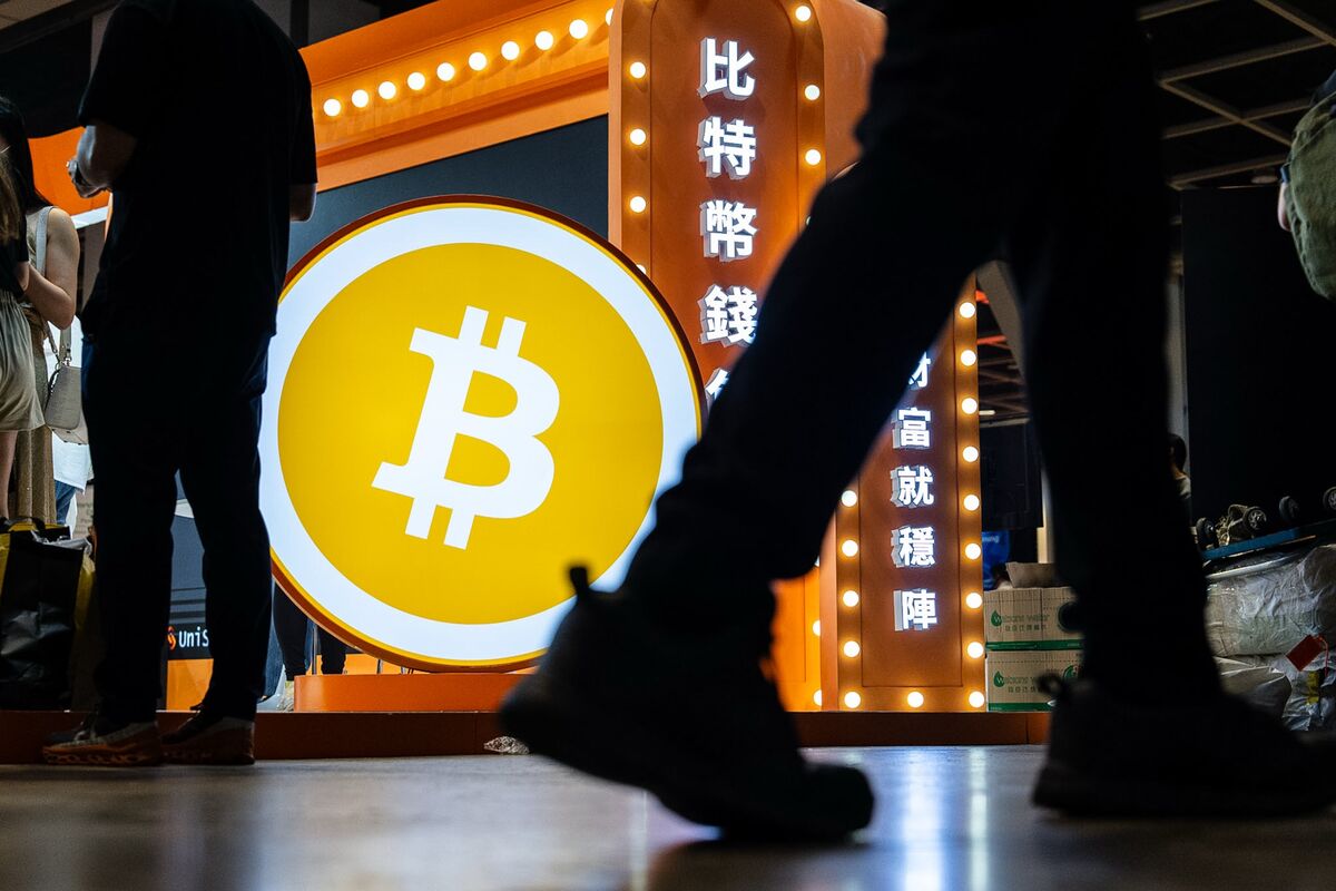 Bitcoin (BTC) tiếp tục lao dốc khi Powell đẩy lùi kỳ vọng giảm lãi suất