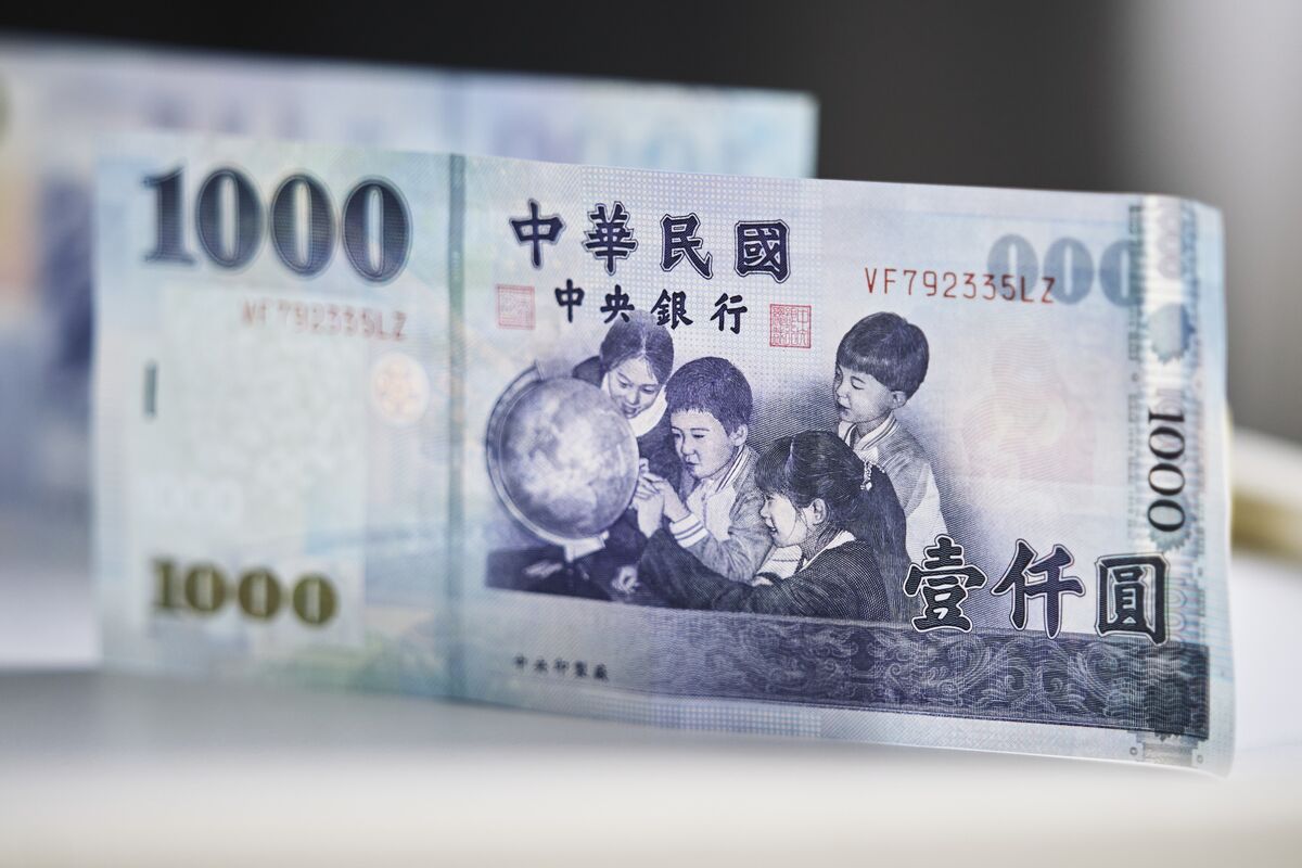 Dòng tiền tháo chạy: Carry trade đang đe doạ FX Châu Á