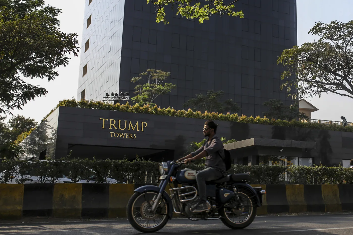 Ông Trump khai báo thu 26 triệu USD từ các dự án bất động sản ở nước ngoài