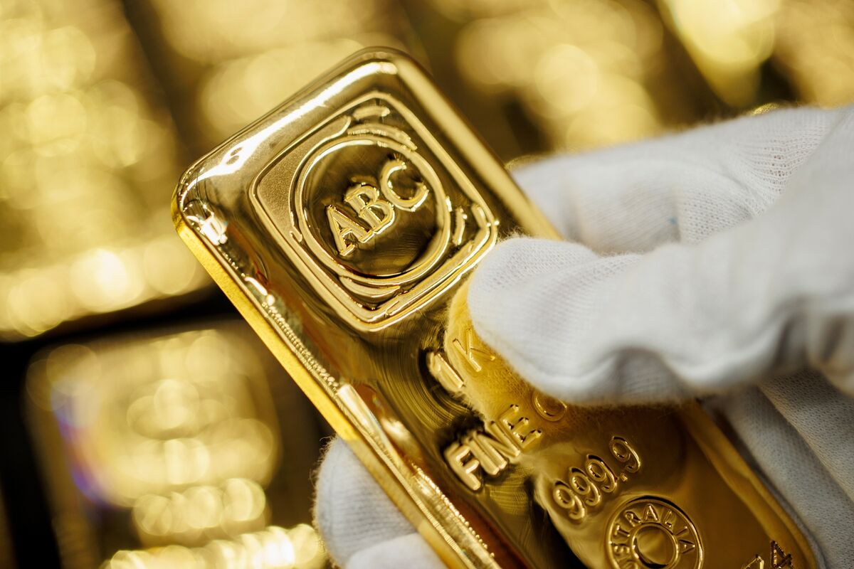 Giá vàng tiếp tục giảm khi nhà giao dịch giảm kỳ vọng Fed cắt giảm lãi suất
