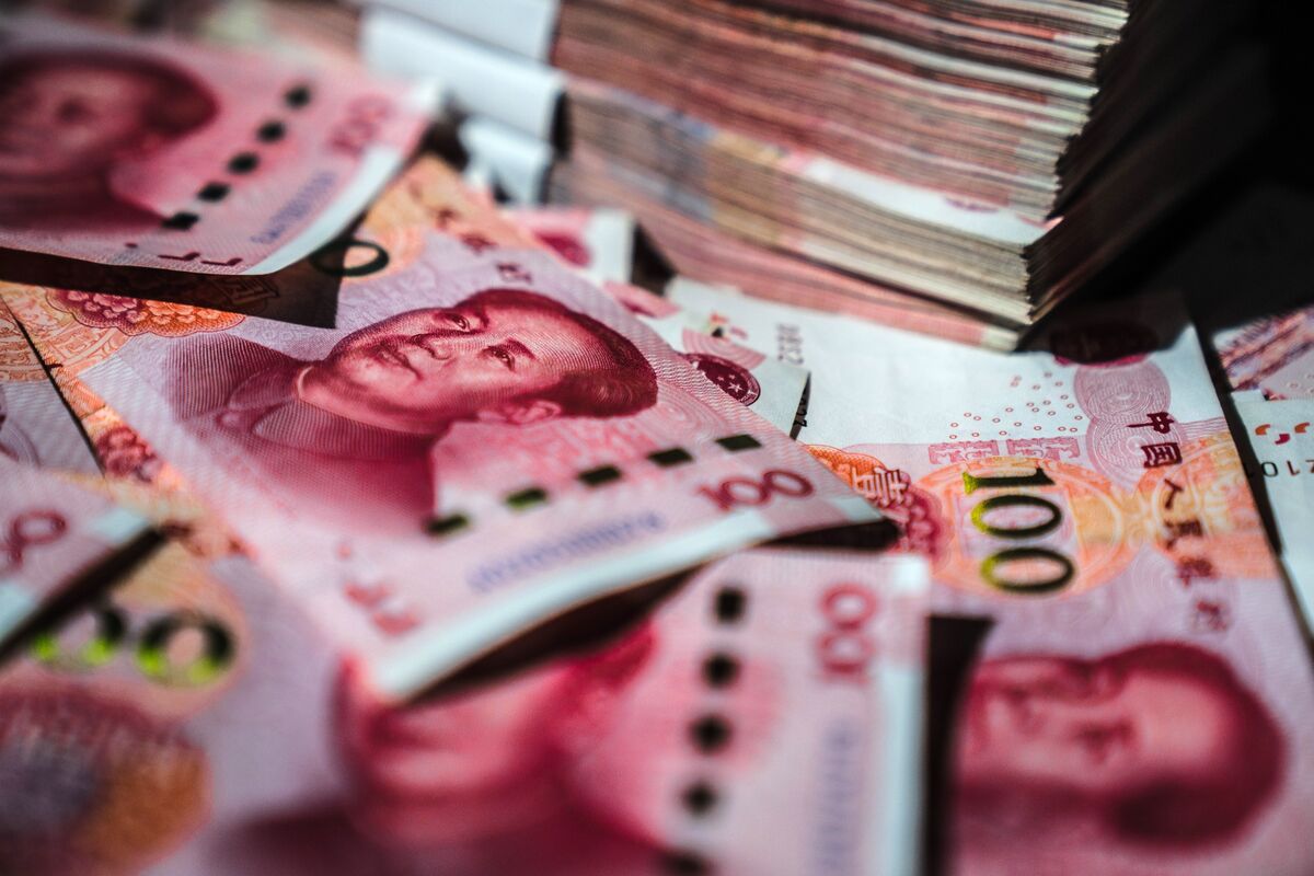 Nhân dân tệ của Trung Quốc hướng tới năm tốt nhất kể từ 2020, bất chấp căng thẳng thương mại