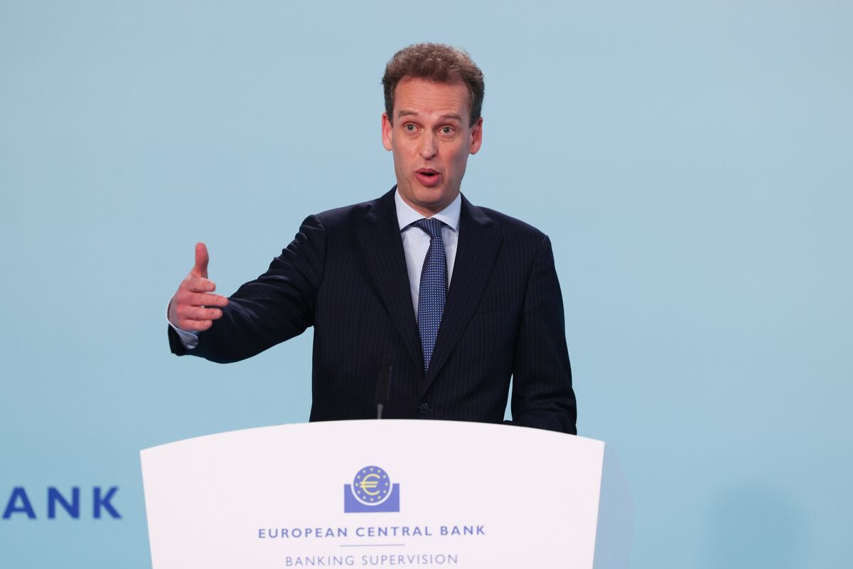 Elderson sẵn sàng kéo dài nhiệm kỳ với vai trò Phó Chủ tịch ban giám sát ECB