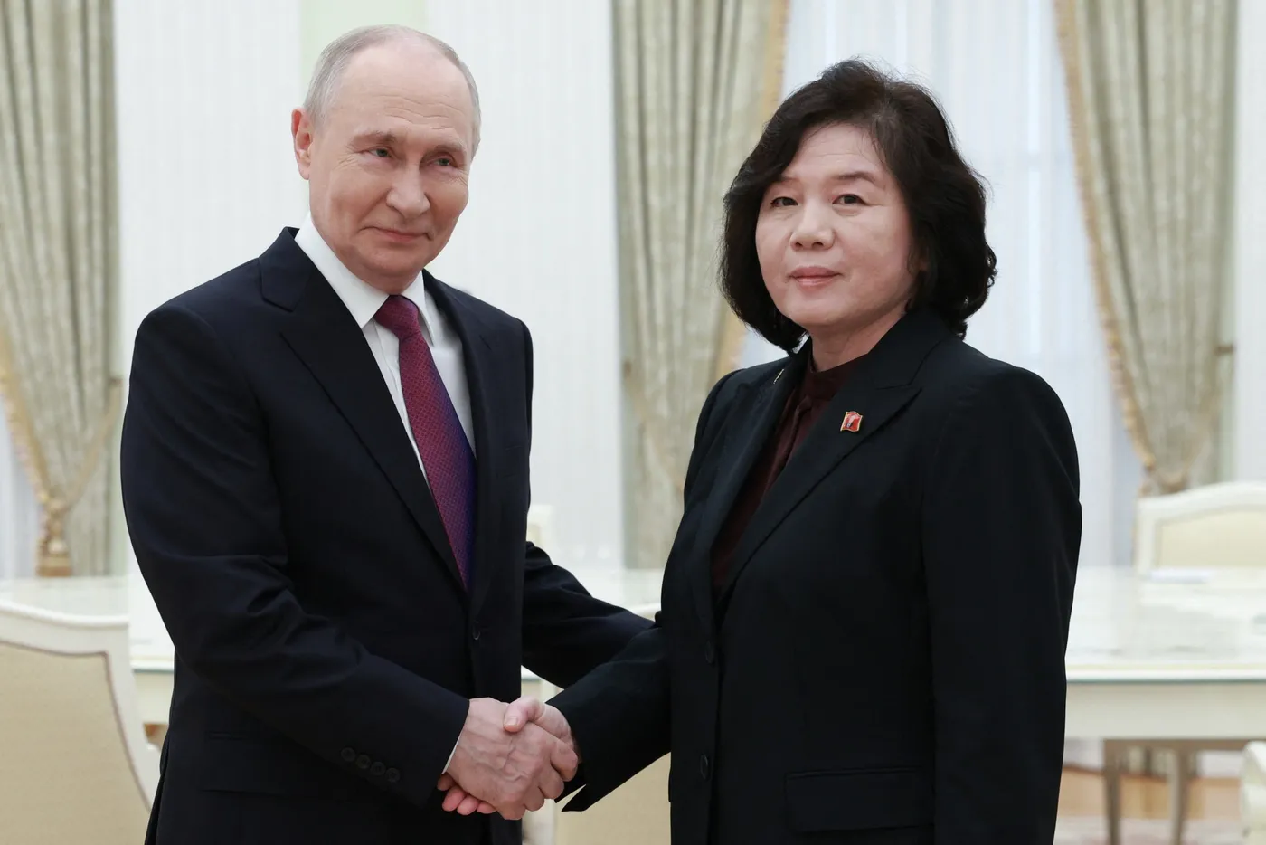 Ông Putin gặp đặc phái viên Triều Tiên sau chuyến thăm của quan chức Trung Quốc