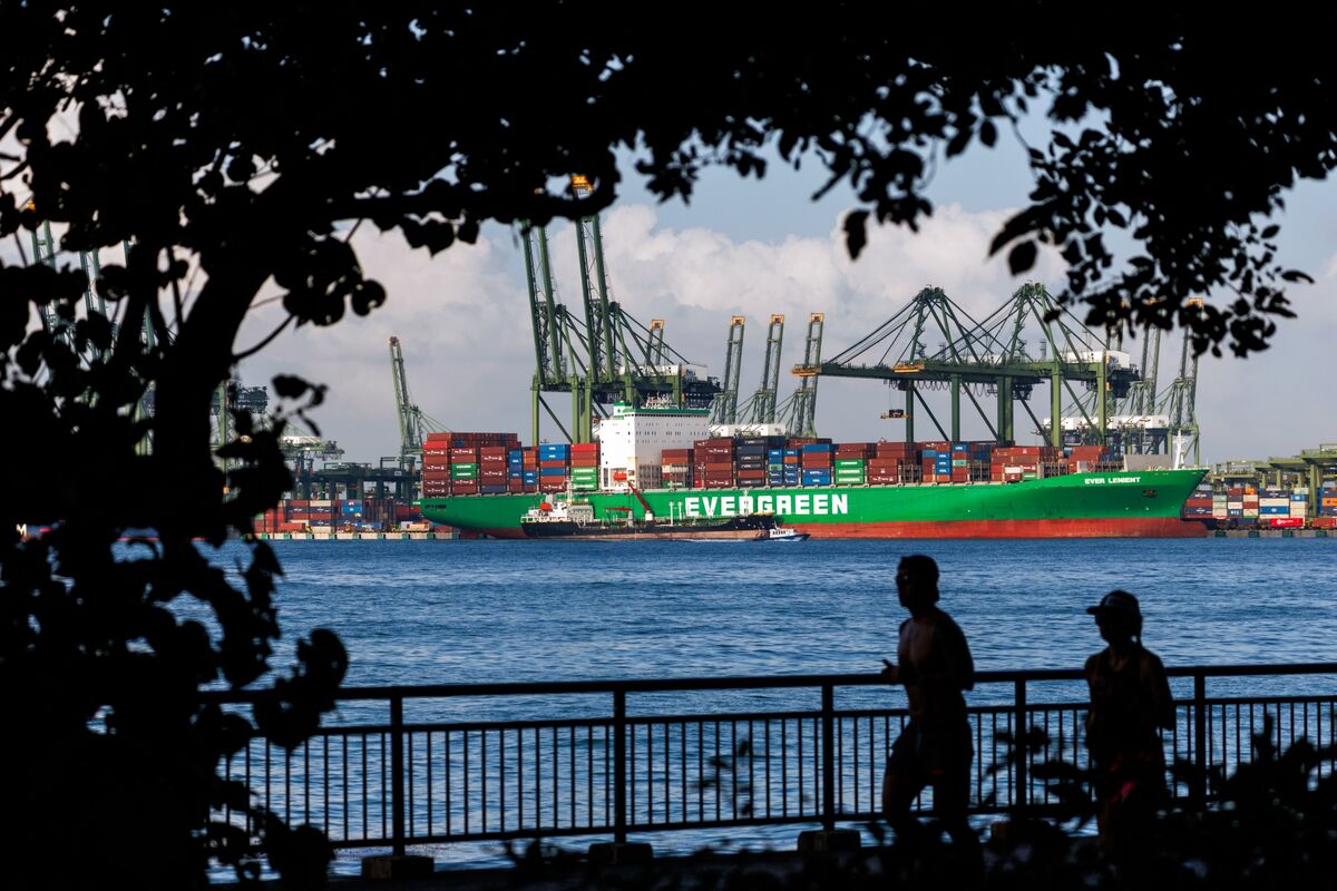 Singapore cho biết họ có thâm hụt thương mại với Mỹ vào năm 2024