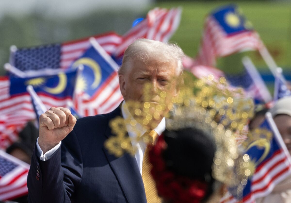 Các thỏa thuận thương mại của Trump giúp Mỹ giành lợi thế trước Đông Nam Á