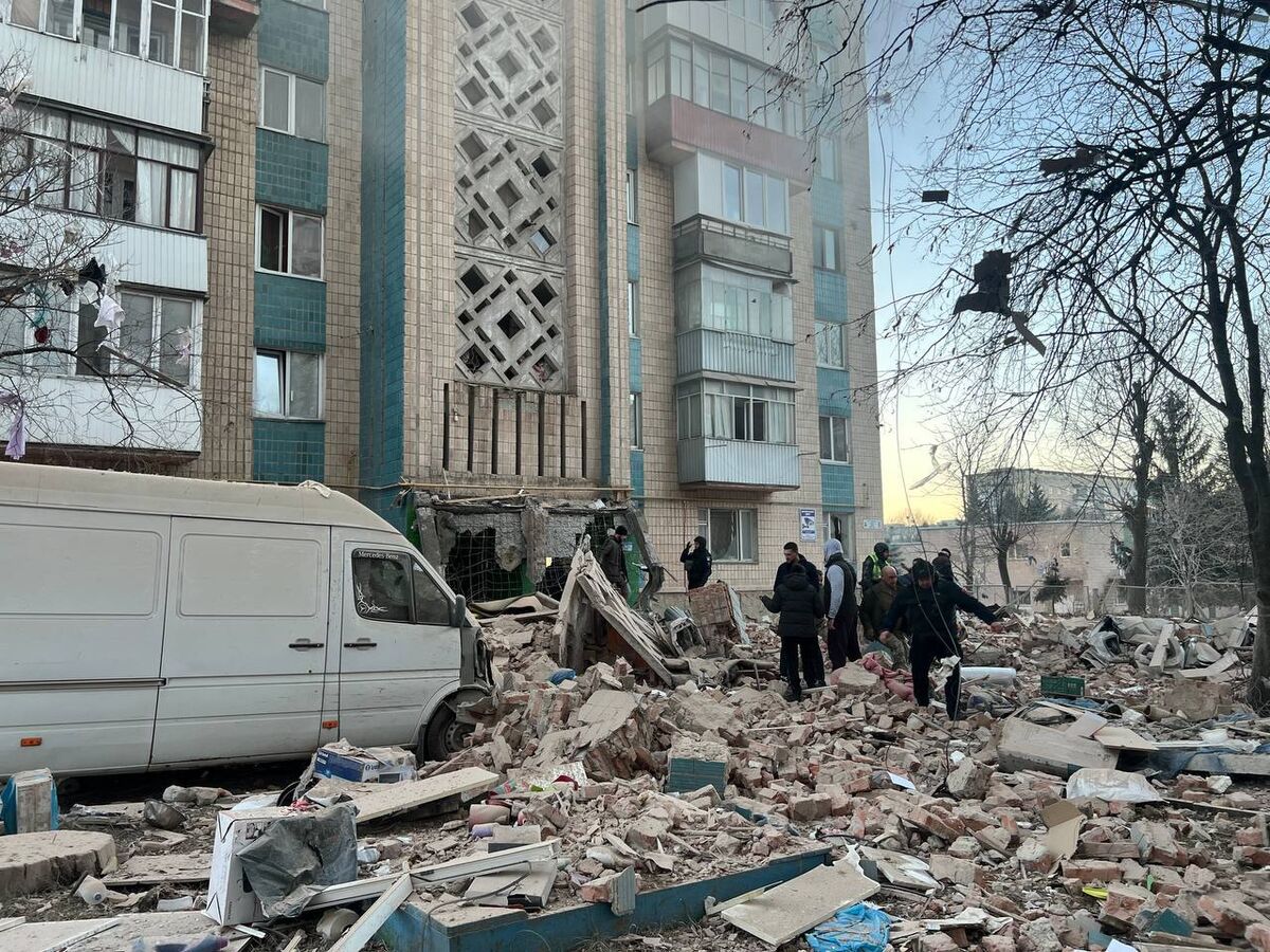 Zelenskiy: Cuộc tấn công của Nga vào thành phố Ternopil của Ukraine giết chết 9 người