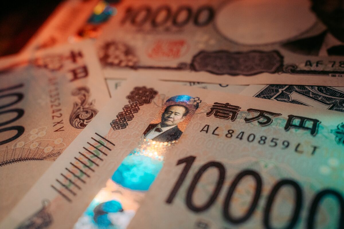 JPY hướng tới mức giảm hàng tuần lớn nhất kể từ tháng 10 trước cuộc bầu cử
