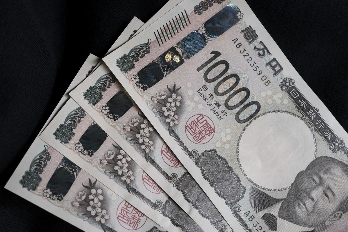 Bộ trưởng Tài chính Nhật Bản cảnh báo về biến động tỷ giá khi USDJPY tiến gần mức 155