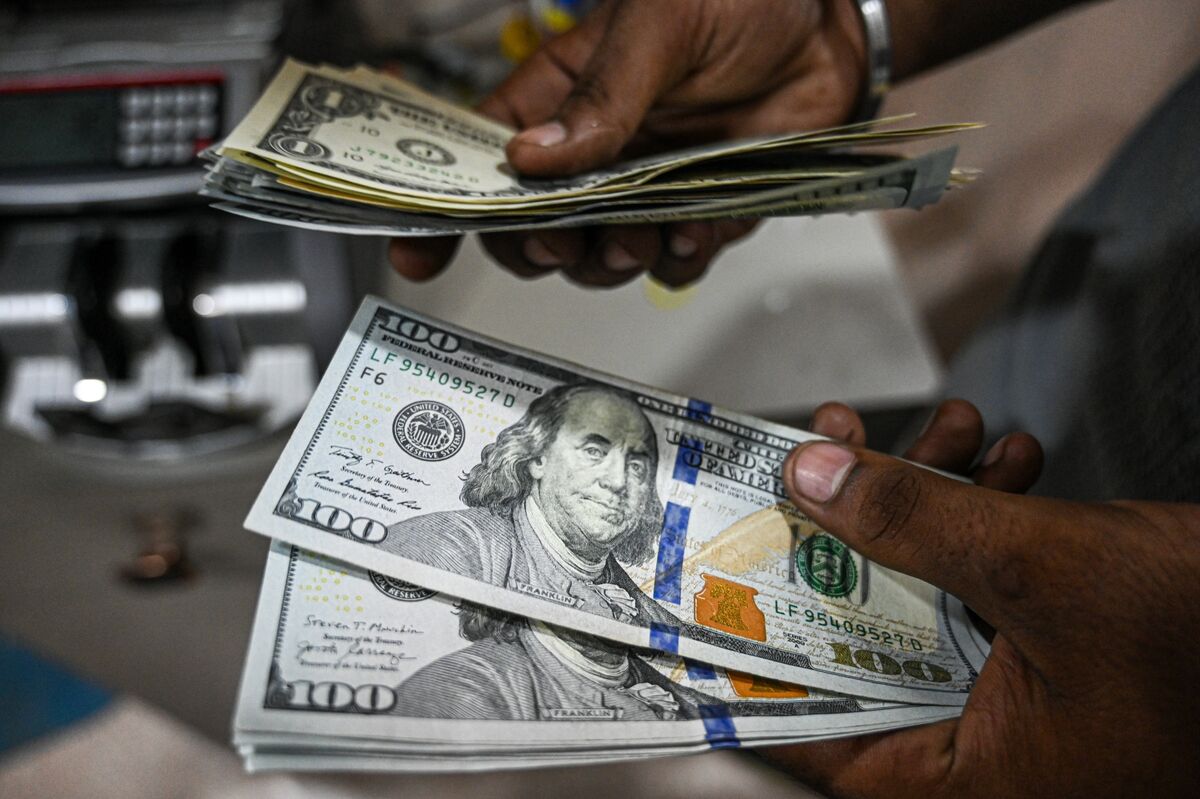 KKR: Dòng vốn đầu tư đang chảy từ Mỹ vào châu Á khi đồng USD suy yếu