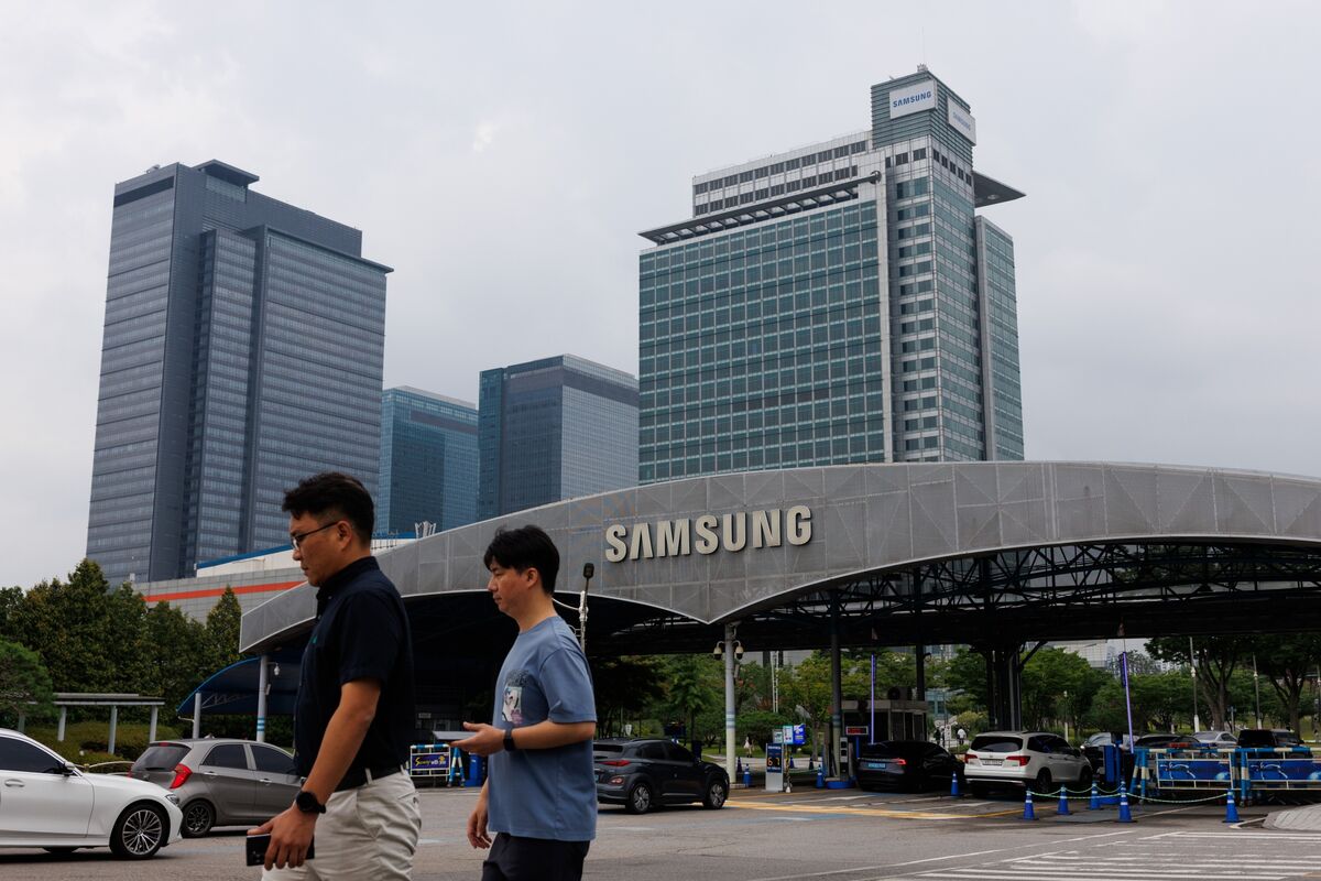 Samsung và SK Hynix được cho là chuẩn bị công bố kế hoạch đầu tư khổng lồ vào AI