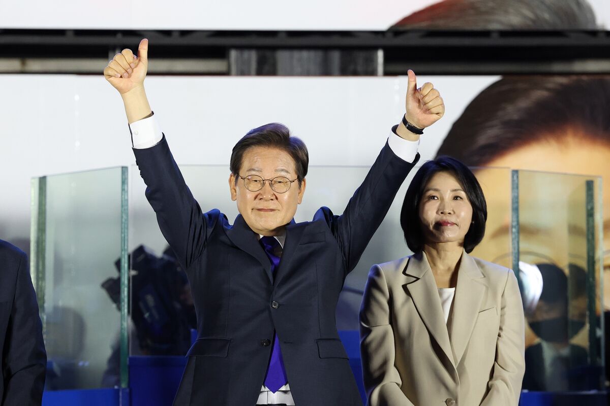 Tỷ lệ ủng hộ của Tổng thống Hàn Quốc Lee Jae Myung tăng sau thỏa thuận thương mại với Mỹ