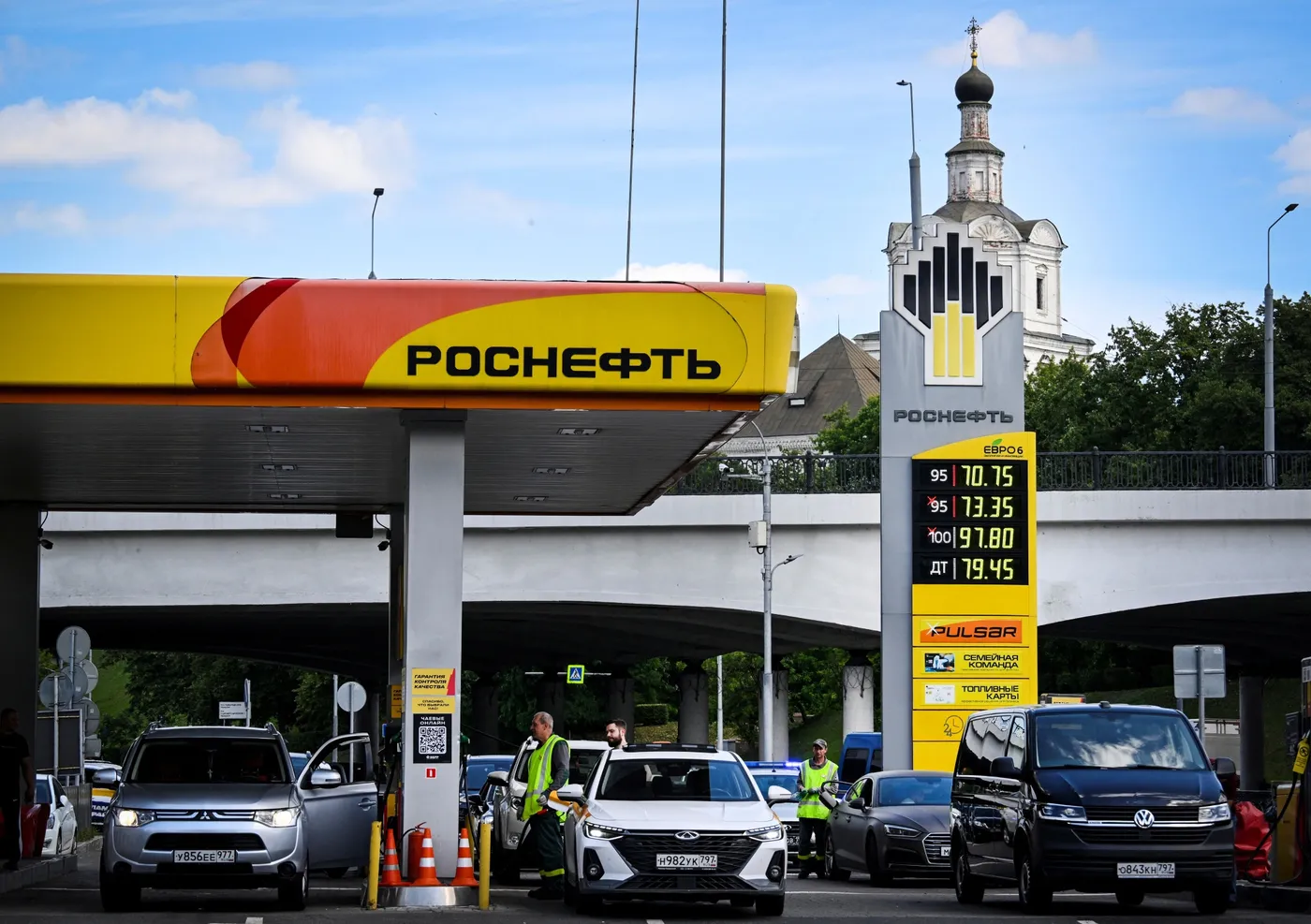 Ukraine tiếp tục tấn công tàu chở nhiên liệu của Nga, mở rộng chiến dịch gây sức ép
