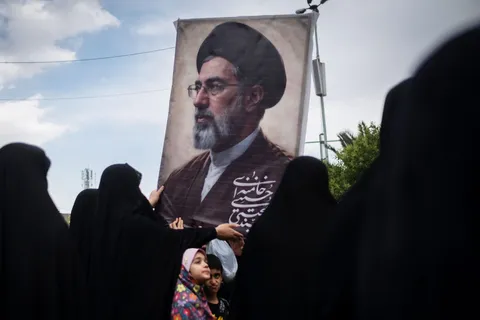 Lãnh tụ tối cao của Iran tuyên bố Trung Đông đã thay đổi sau chiến sự