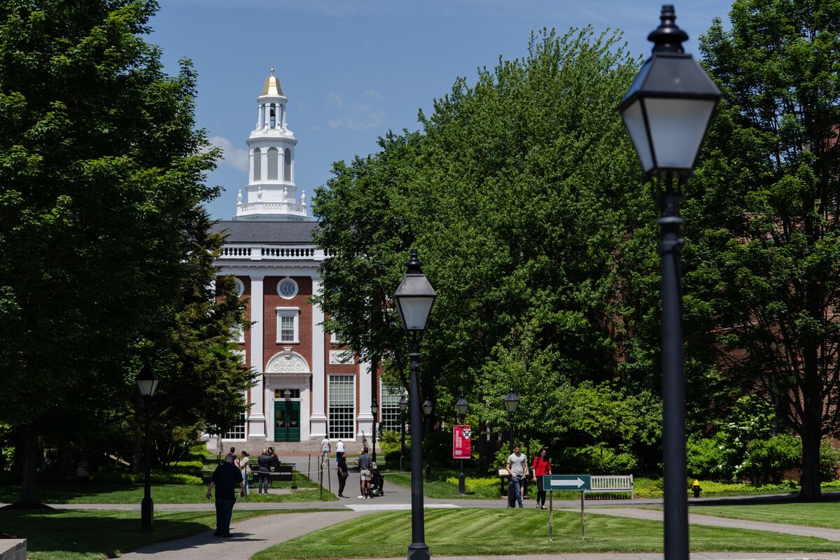 Mỹ đề xuất 'đơn giản hóa' vụ kiện với Harvard về lệnh cấm sinh viên quốc tế