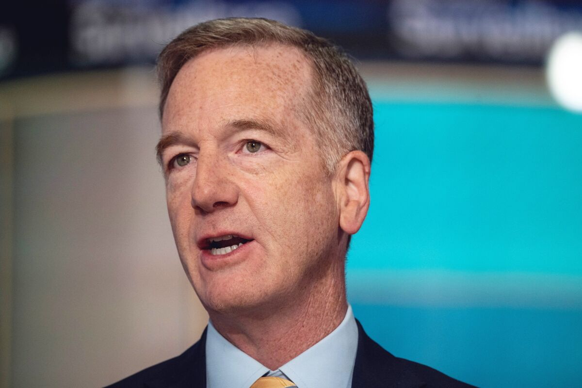 Chiến lược gia Morgan Stanley Mike Wilson lạc quan về cổ phiếu, dự báo S&P tăng 16%