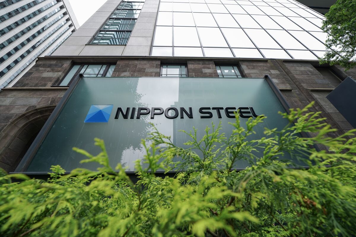 Cổ phiếu Nippon Steel giảm sau báo cáo về kế hoạch phát hành trái phiếu chuyển đổi