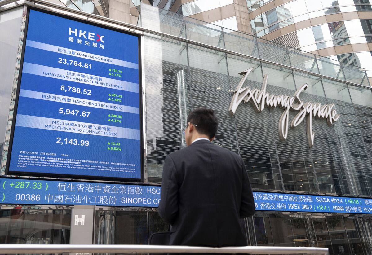 Các nhà giao dịch Hong Kong đổ xô vào các quỹ ETF đòn bẩy sau cơn sốt tại Mỹ