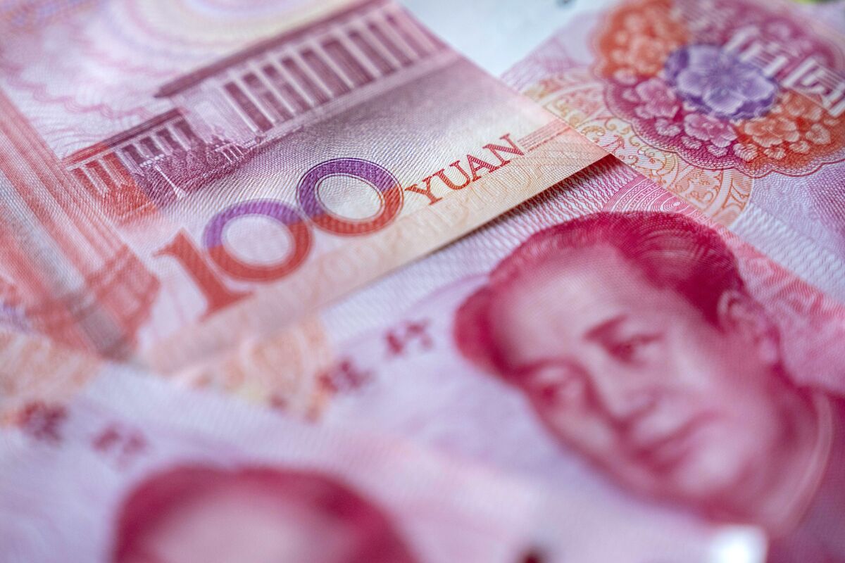 Các nhà kinh tế Trung Quốc kêu gọi nới lỏng kiểm soát vốn khi USD suy yếu