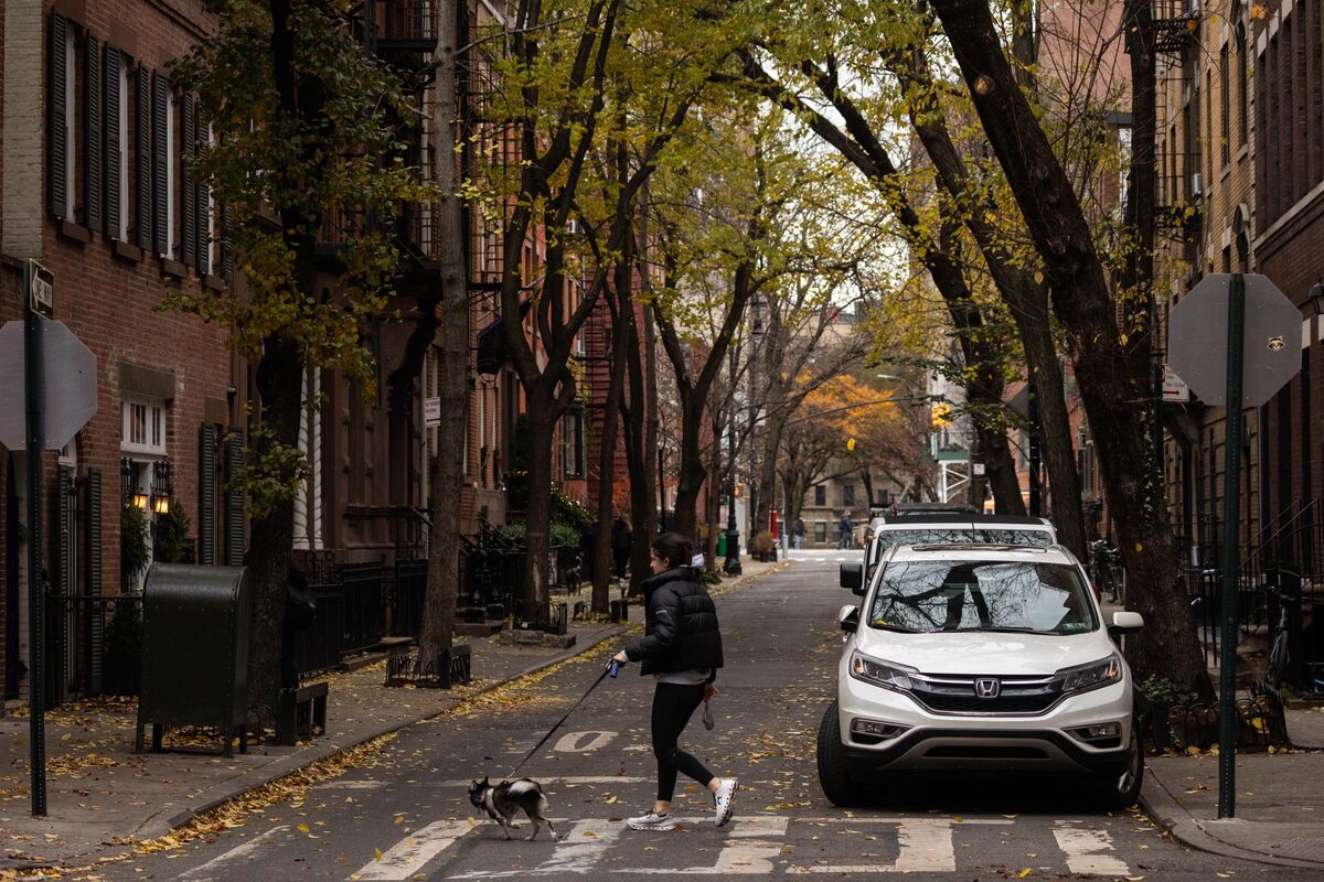 Doanh số bán nhà tại Manhattan tăng, được thúc đẩy bởi lãi suất thế chấp thấp hơn