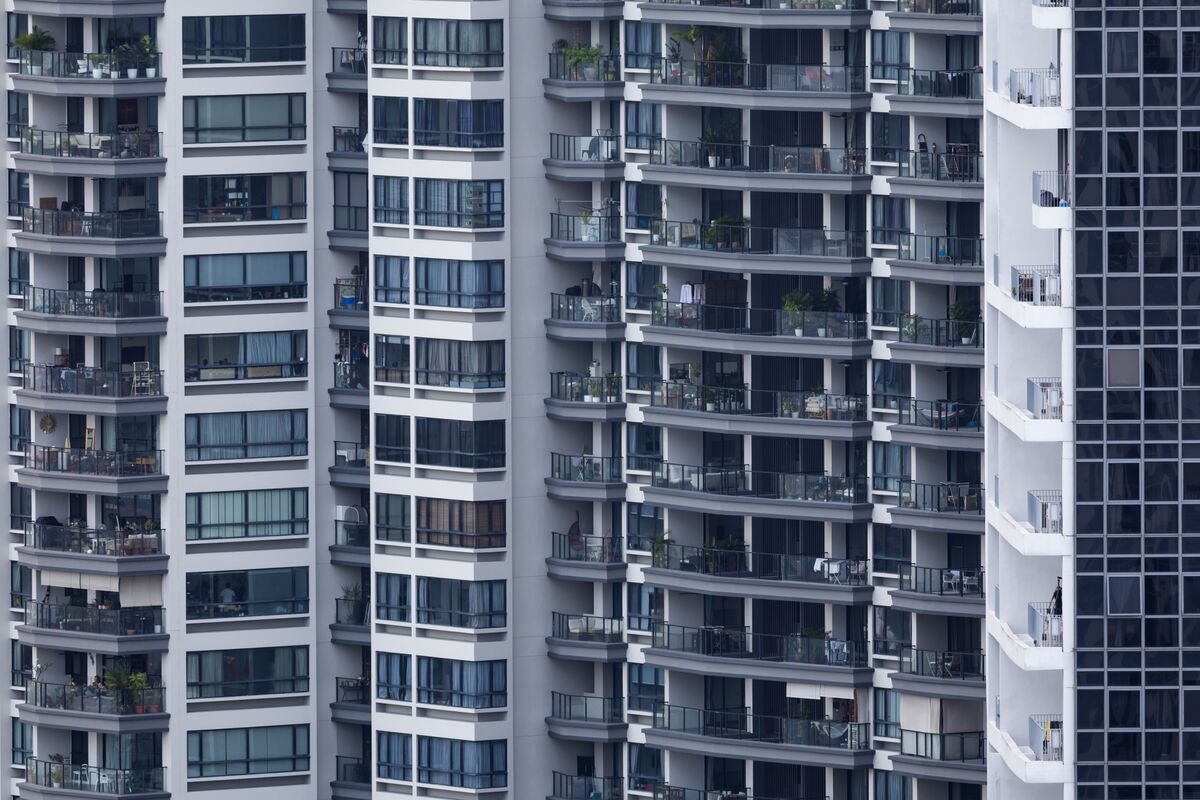 Doanh số bán nhà tại Singapore giảm xuống mức thấp nhất trong 5 tháng do lo ngại về thuế quan