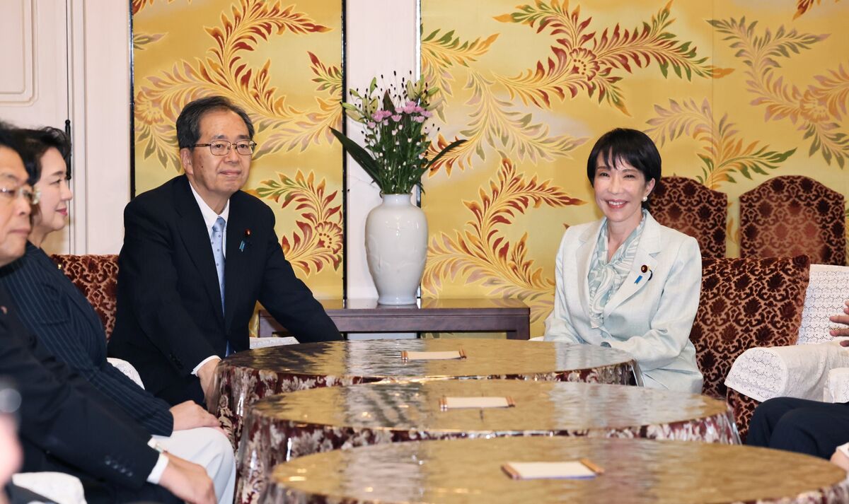 Sanae Takaichi đối mặt với thử thách khi đàm phán liên minh bế tắc