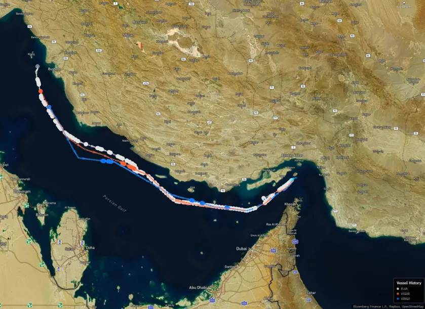 Xuất khẩu dầu thô của của Iran qua Hormuz tăng mạnh khi nhiều tàu trở lại tuyến vận chuyển