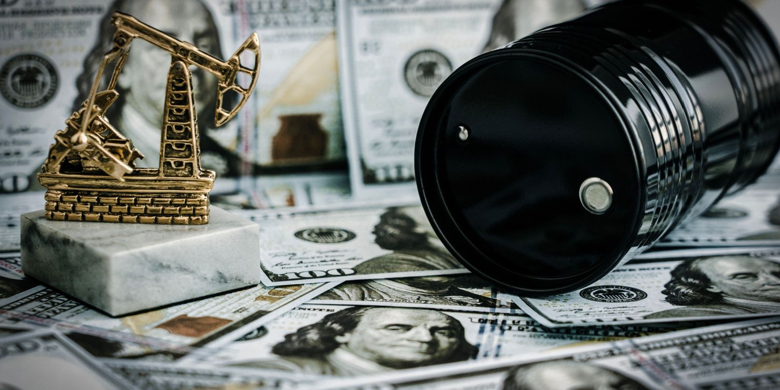 MUFG - Daily FX: USD phục hồi cùng giá dầu, phản ánh rủi ro gián đoạn nguồn cung kéo dài