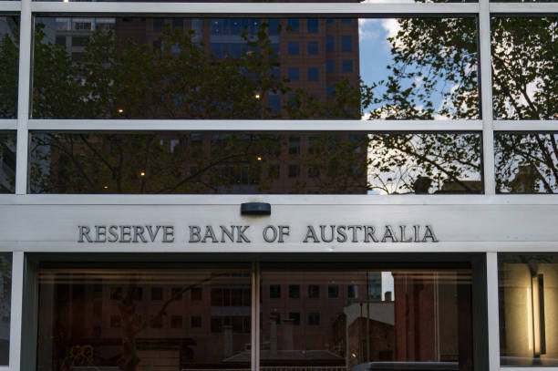 Westpac: RBA tăng lãi suất 25bps lên 4.35% để ngăn kỳ vọng lạm phát leo thang