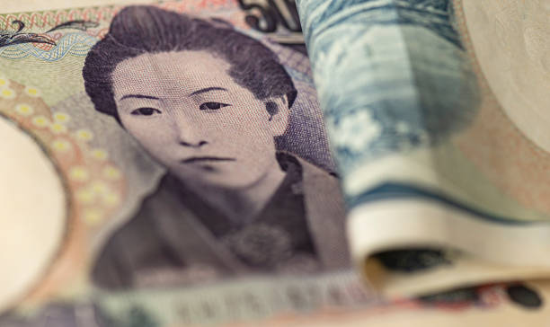 USD/JPY bắt đầu nhịp tăng đáng kể và lấy lại mốc 158.00.