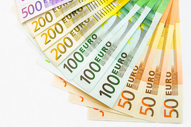 EUR/USD bắt đầu điều chỉnh giảm, hãy chú ý đến các ngưỡng hỗ trợ